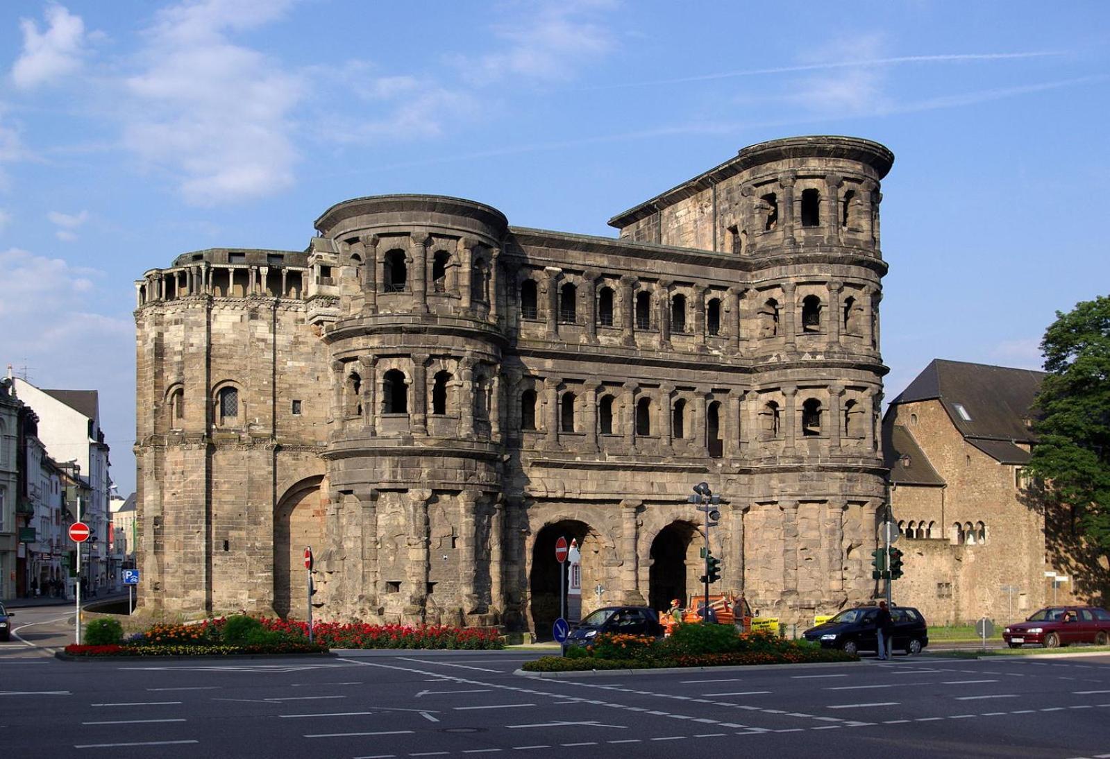 Blick Auf Den Weinberg - Apartment Mit Balkon Tréveris Exterior foto
